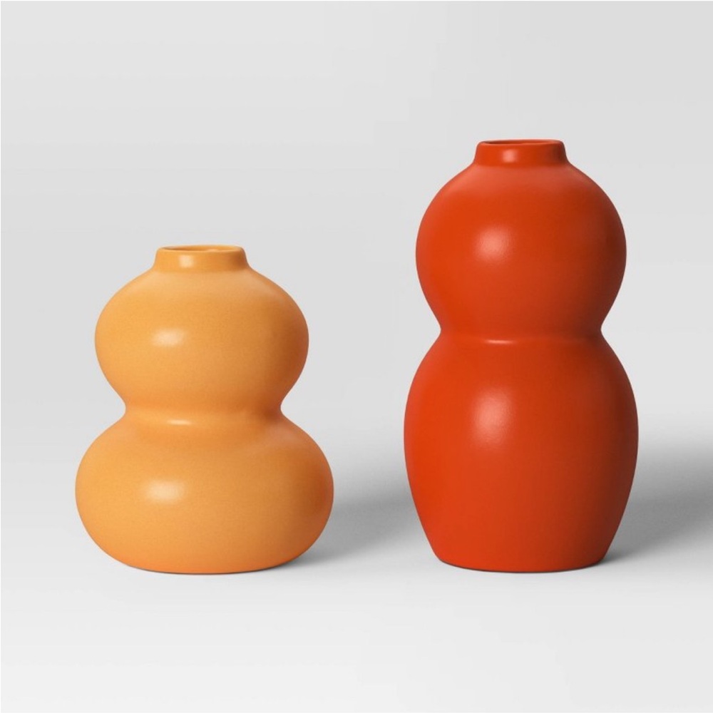 ROOM ESSENTIALS NWT 2pc bid vases -orange